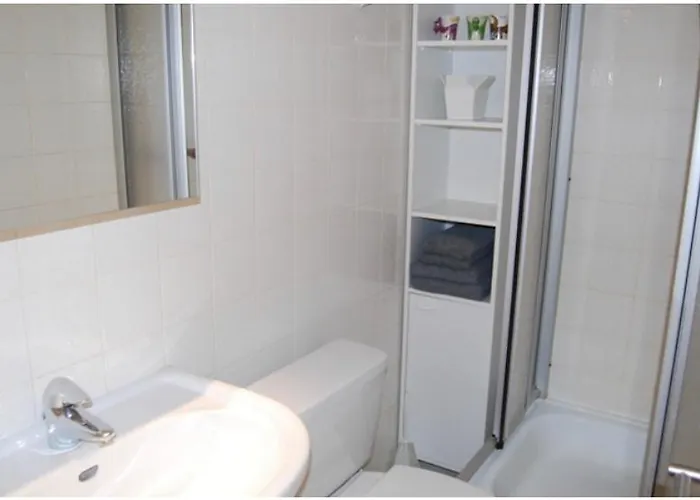 Clair Vue A3 Near Telecabine By Jolidi Нанда